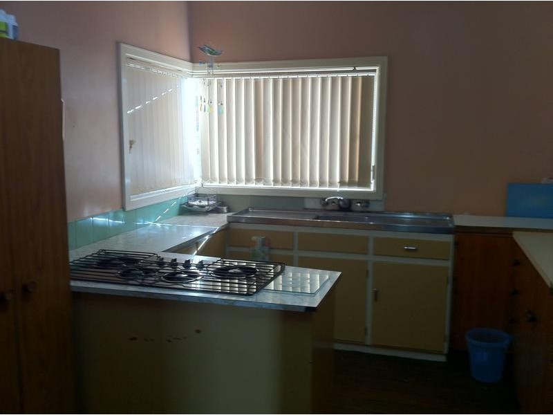 12 Hair Street, Waroona WA 6215