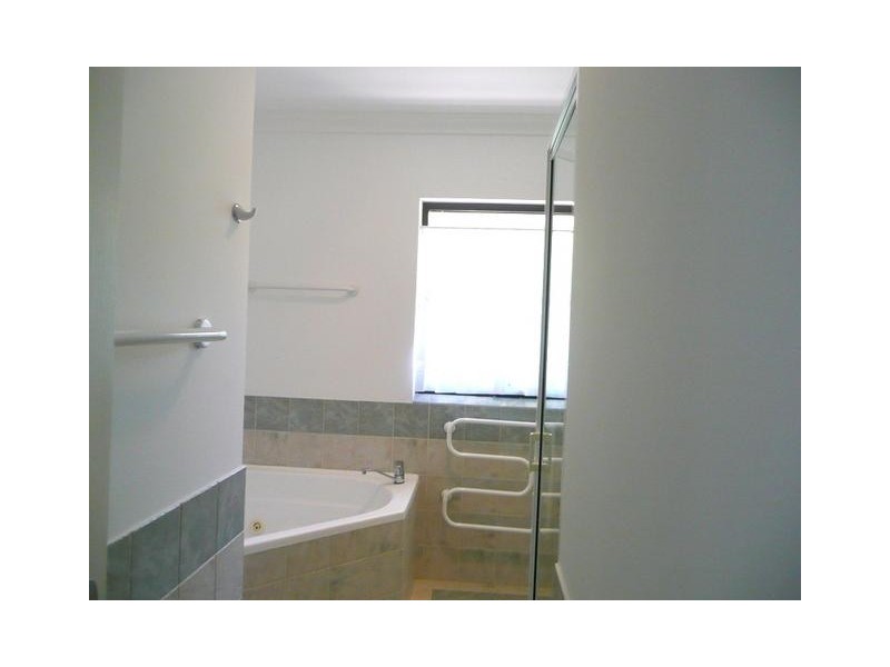 25 Sunland Avenue, South Yunderup WA 6208