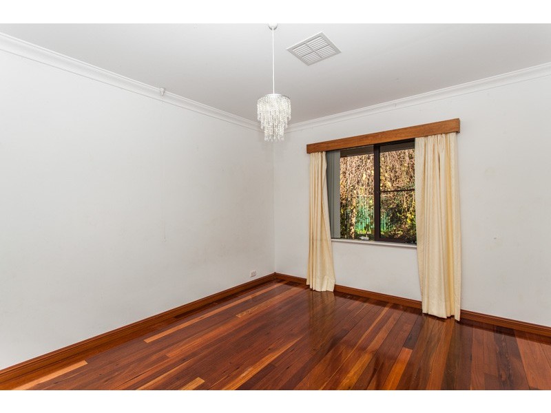 25 Sunland Avenue, South Yunderup WA 6208