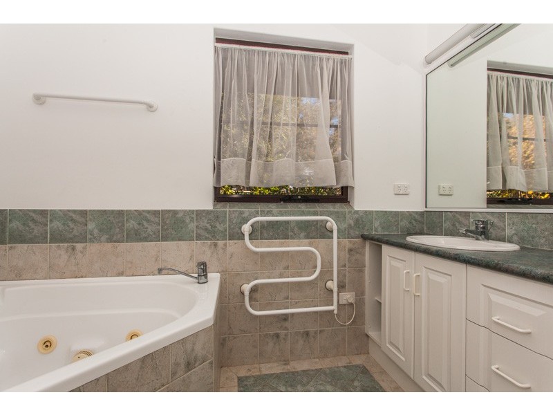 25 Sunland Avenue, South Yunderup WA 6208