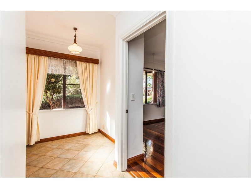 25 Sunland Avenue, South Yunderup WA 6208