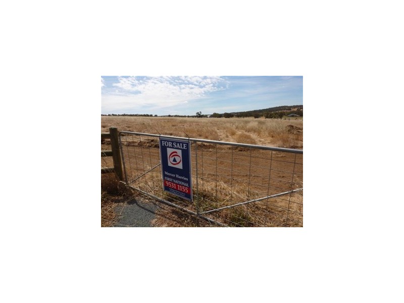 Lot 30 Charlton road, Wandering WA 6308