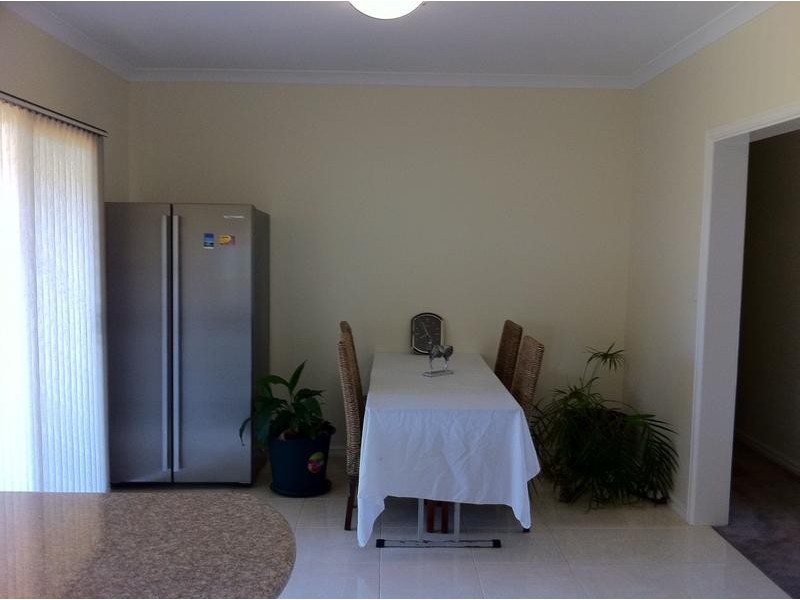 2/27 Thatcher Street, Waroona WA 6215