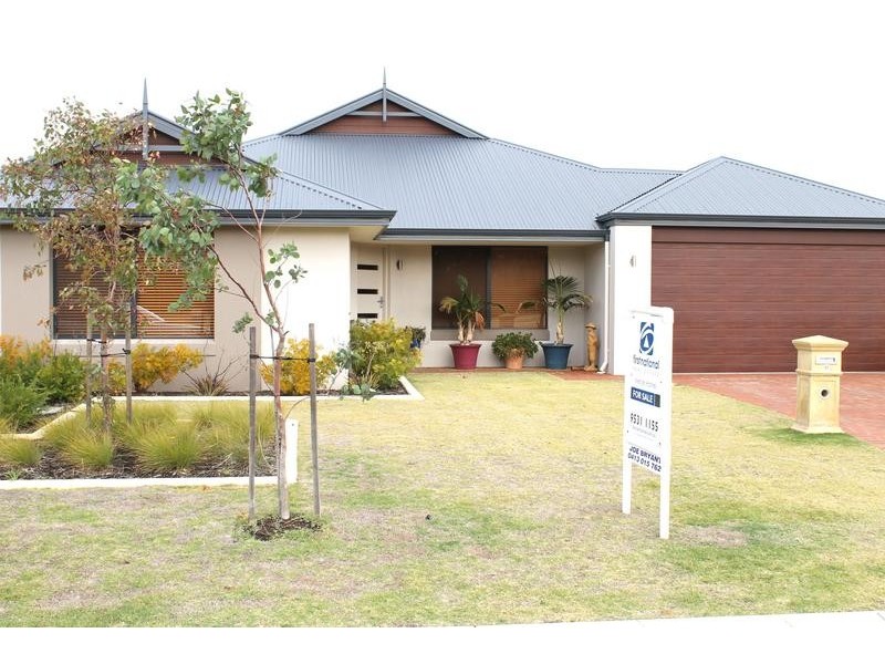 11 Placid Bend, South Yunderup WA 6208