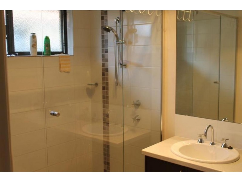 11 Placid Bend, South Yunderup WA 6208