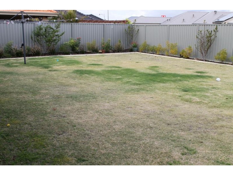 11 Placid Bend, South Yunderup WA 6208