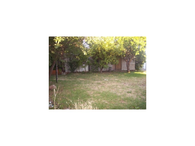 8 Church Street, Dwellingup WA 6213