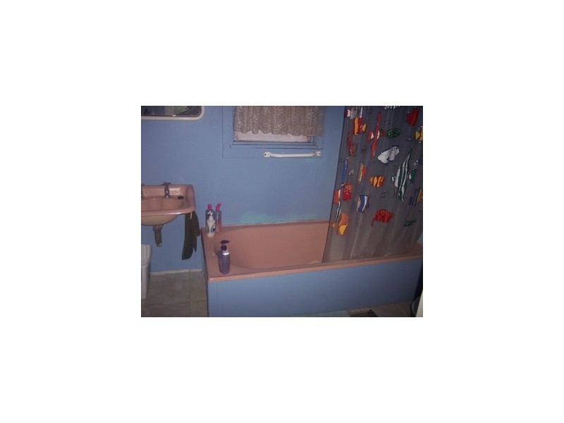 8 Church Street, Dwellingup WA 6213