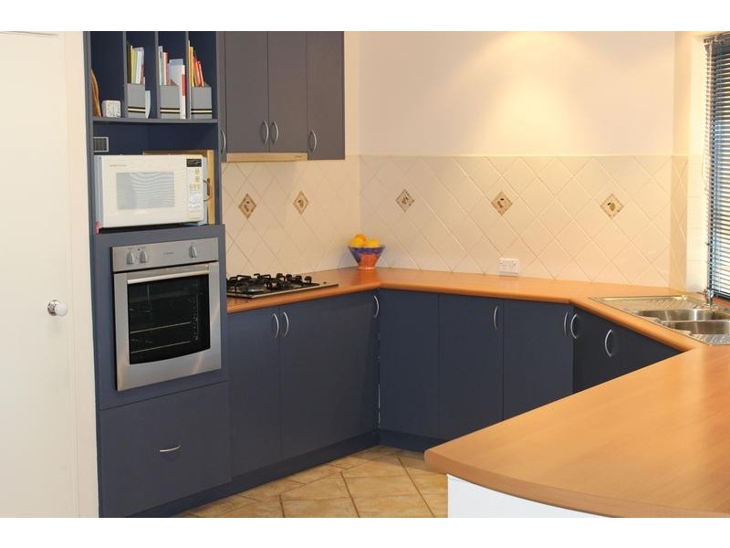 28 Wellya Crescent, South Yunderup WA 6208