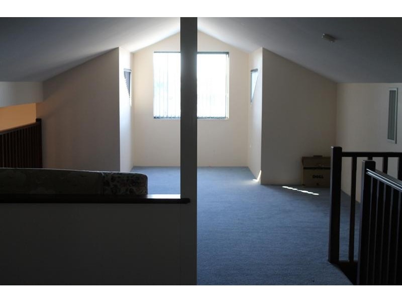 28 Wellya Crescent, South Yunderup WA 6208