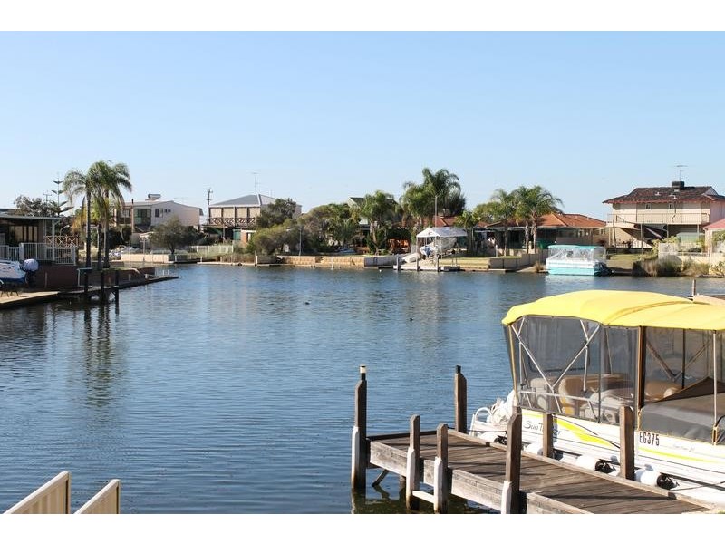 28 Wellya Crescent, South Yunderup WA 6208