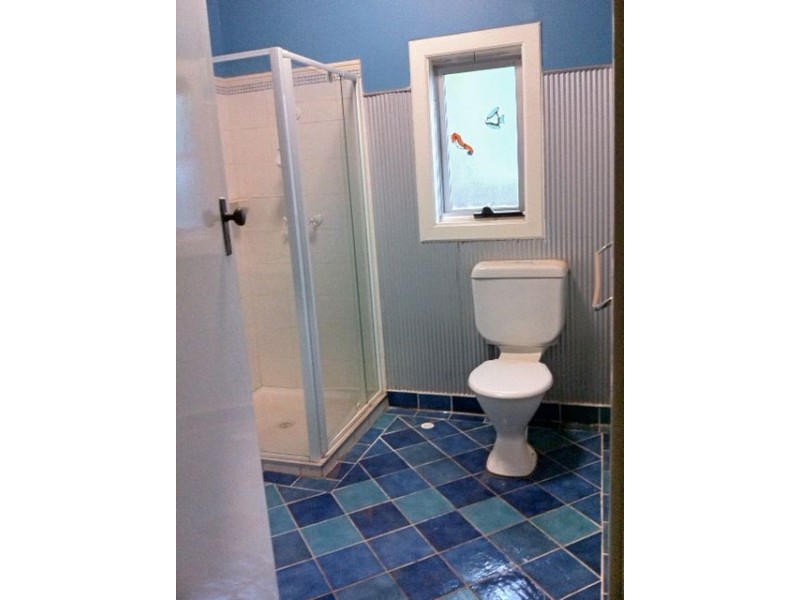 2 Hesse Street, Waroona WA 6215