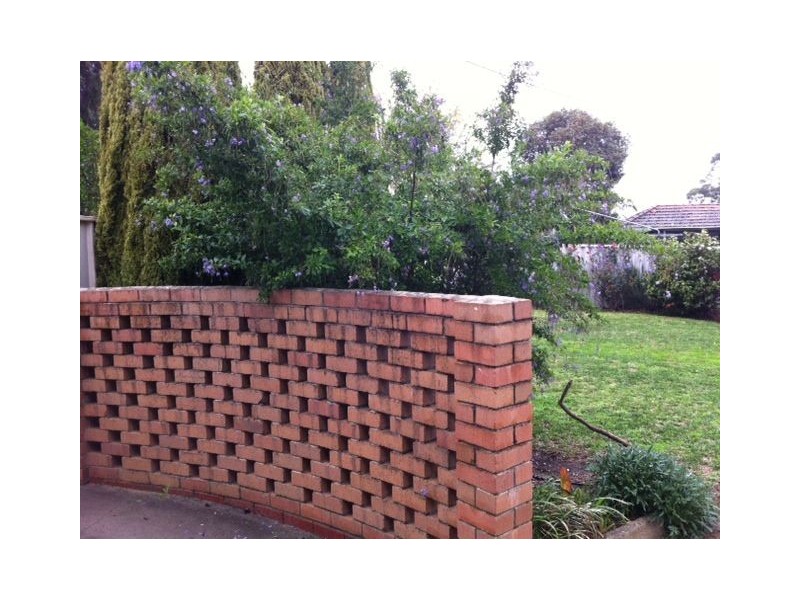 2 Hesse Street, Waroona WA 6215