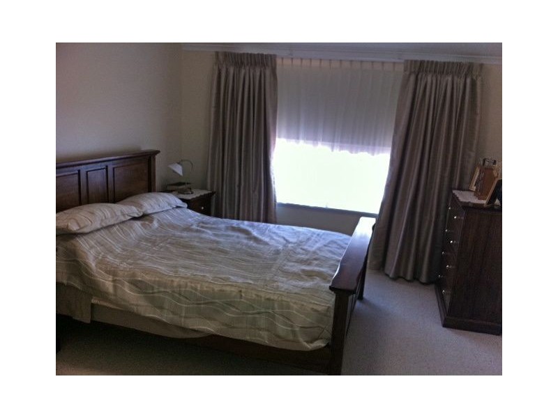 13 Elliott Street, Waroona WA 6215