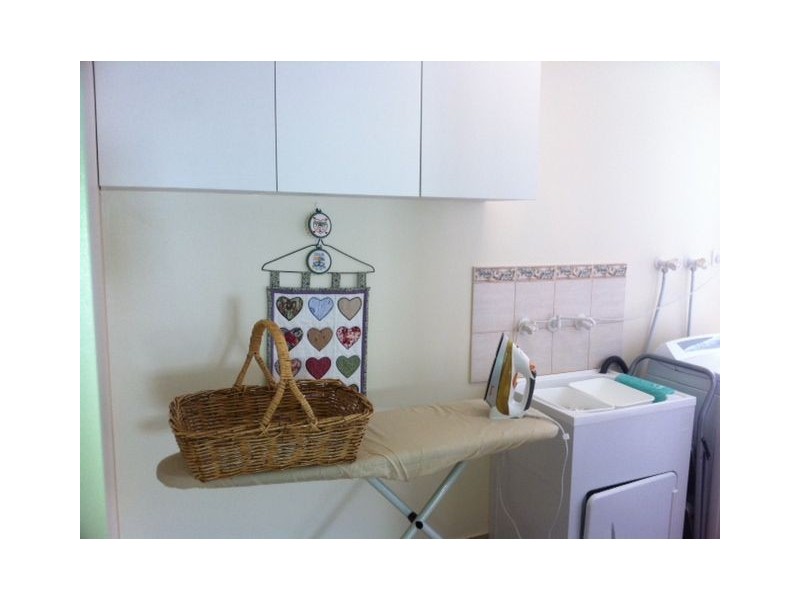 13 Elliott Street, Waroona WA 6215