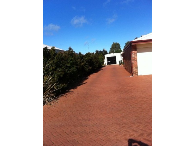 13 Elliott Street, Waroona WA 6215
