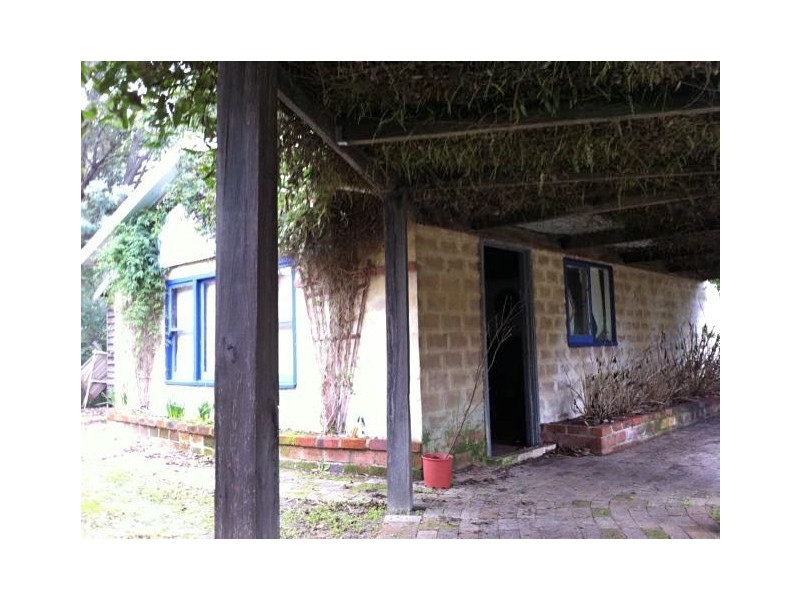 26 Wallace Road, Dwellingup WA 6213