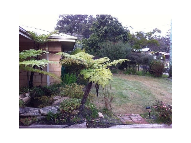 26 Wallace Road, Dwellingup WA 6213