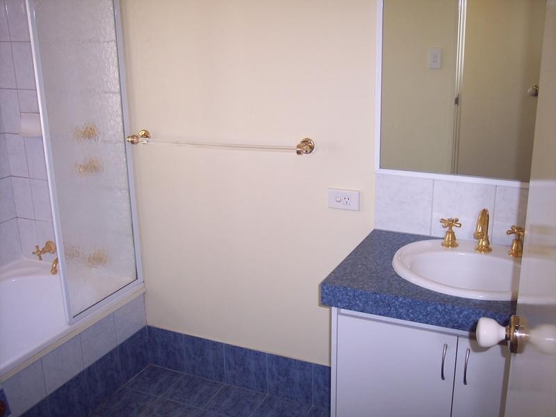 17 Kruger Loop, South Yunderup WA 6208
