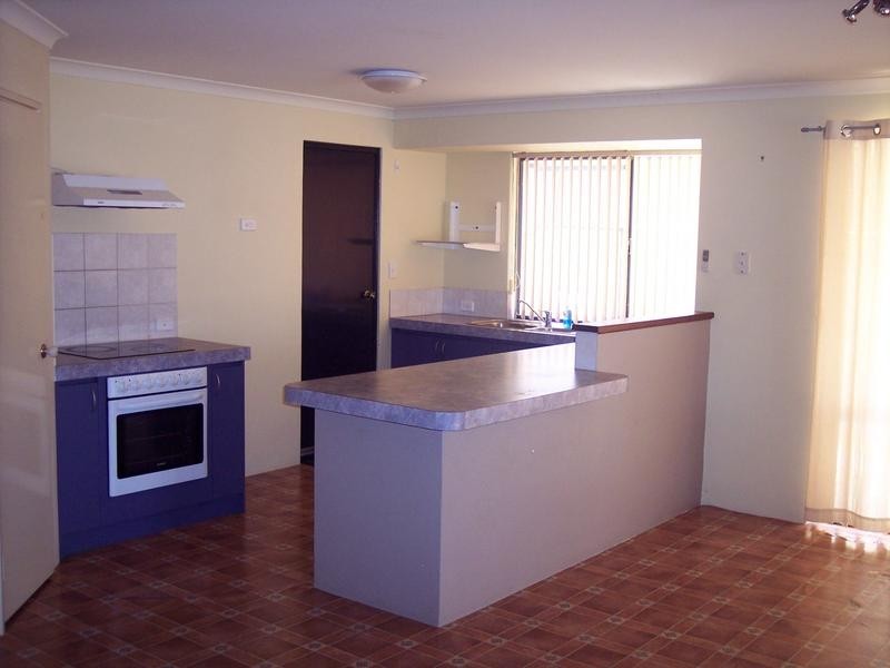 17 Kruger Loop, South Yunderup WA 6208