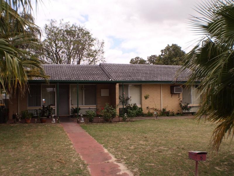 5 Felicia Drive, Pinjarra WA 6208