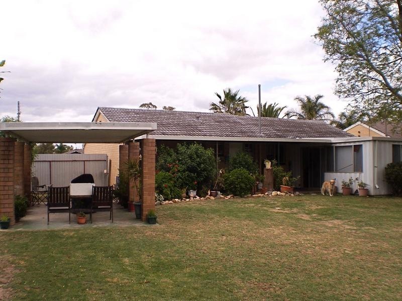 5 Felicia Drive, Pinjarra WA 6208
