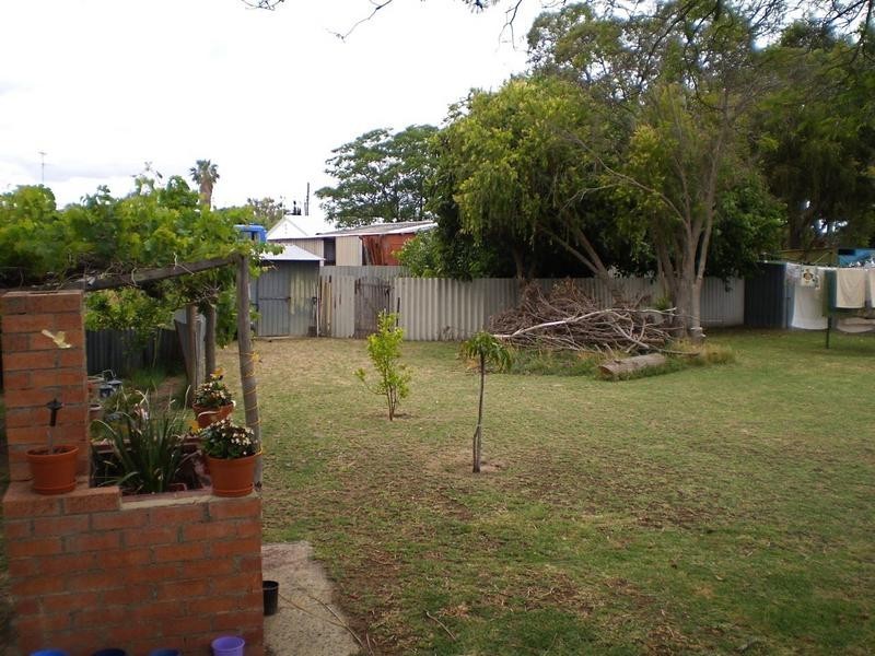 5 Felicia Drive, Pinjarra WA 6208