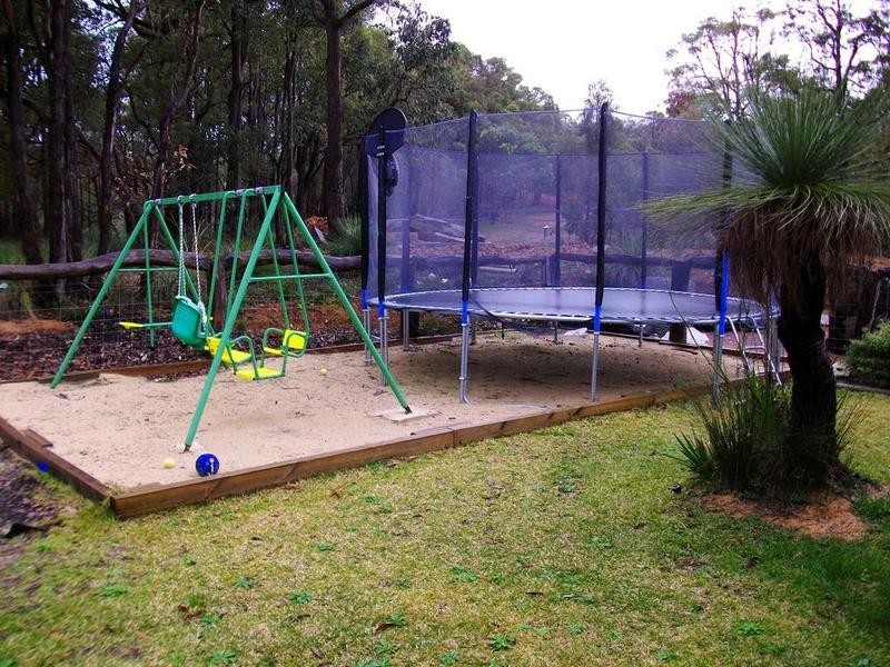 29 Lyons Road, Waroona WA 6215