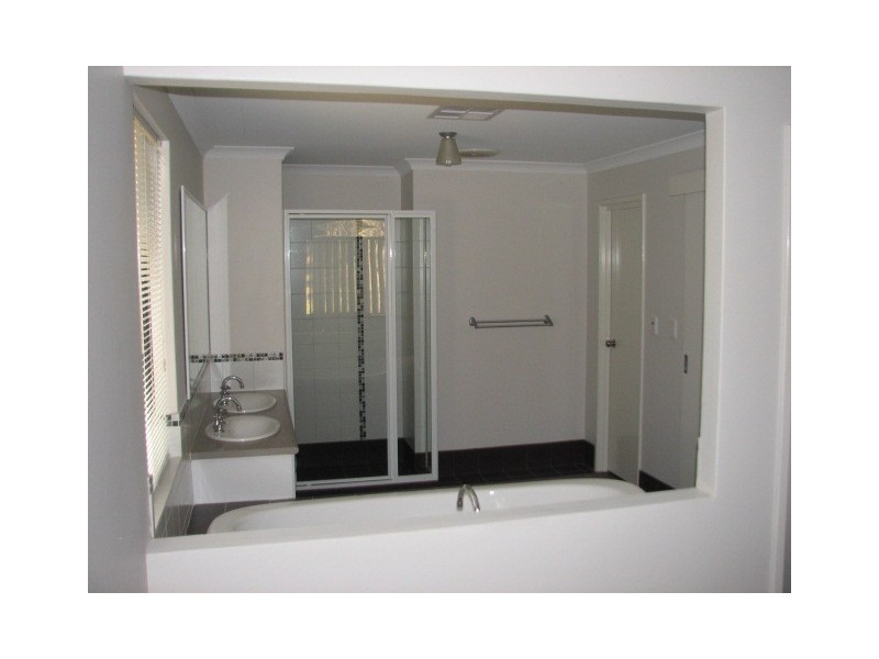 29 Lyons Road, Waroona WA 6215