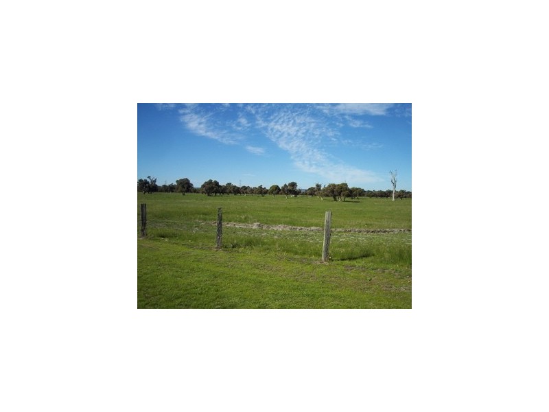 1 Adam Road, Ravenswood WA 6208