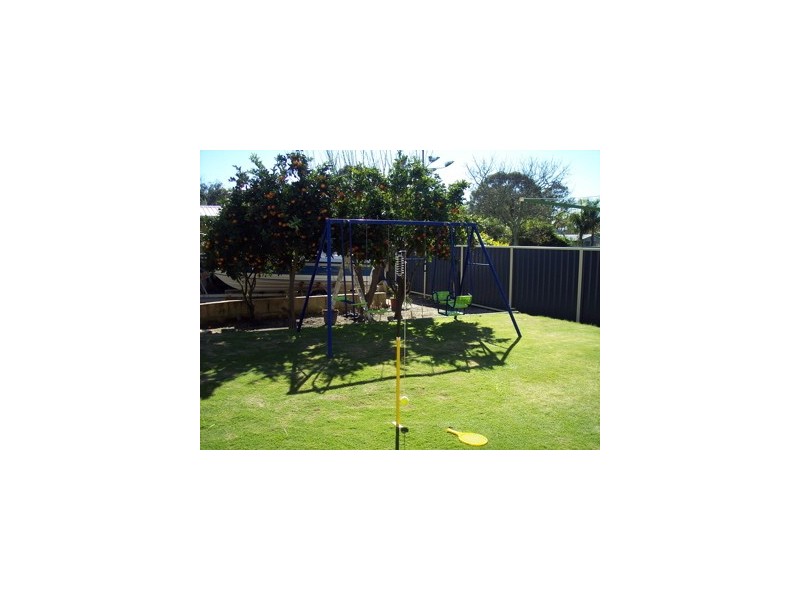 1 Adam Road, Ravenswood WA 6208