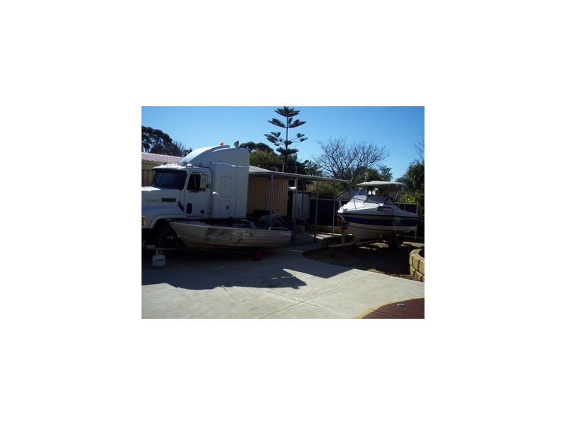 1 Adam Road, Ravenswood WA 6208