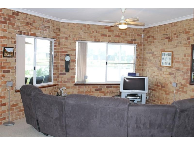 69 Heron Place, South Yunderup WA 6208