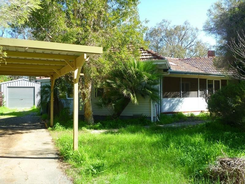 18 Paterson Road, Pinjarra WA 6208