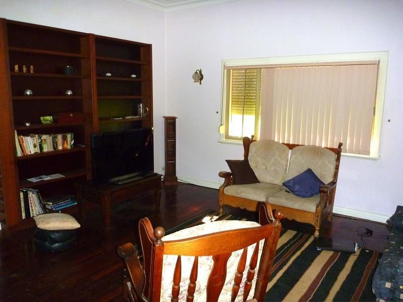 18 Paterson Road, Pinjarra WA 6208