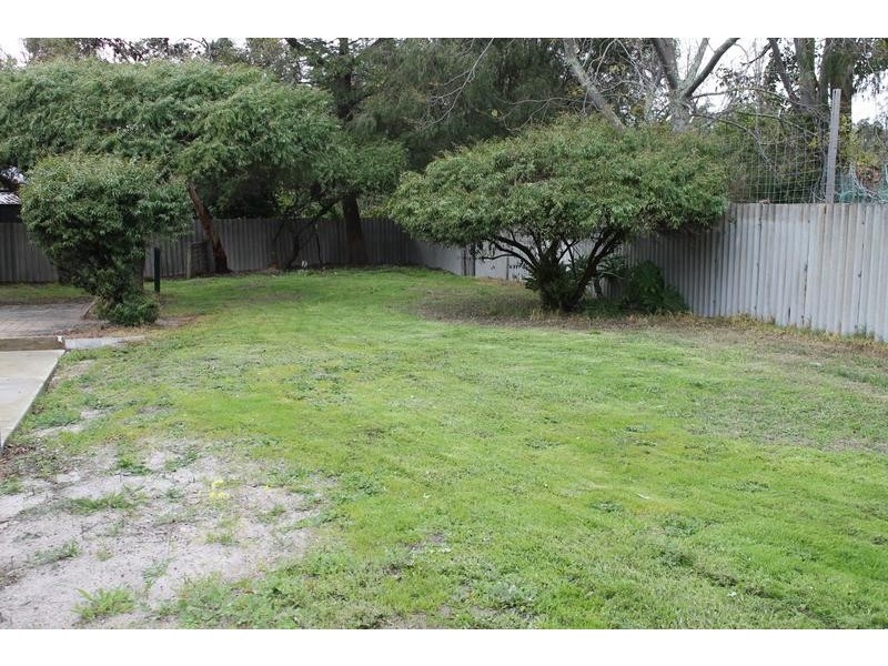 5 Humphrey Street, Pinjarra WA 6208