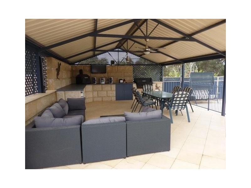 1 Greenstone Way, Boddington WA 6390
