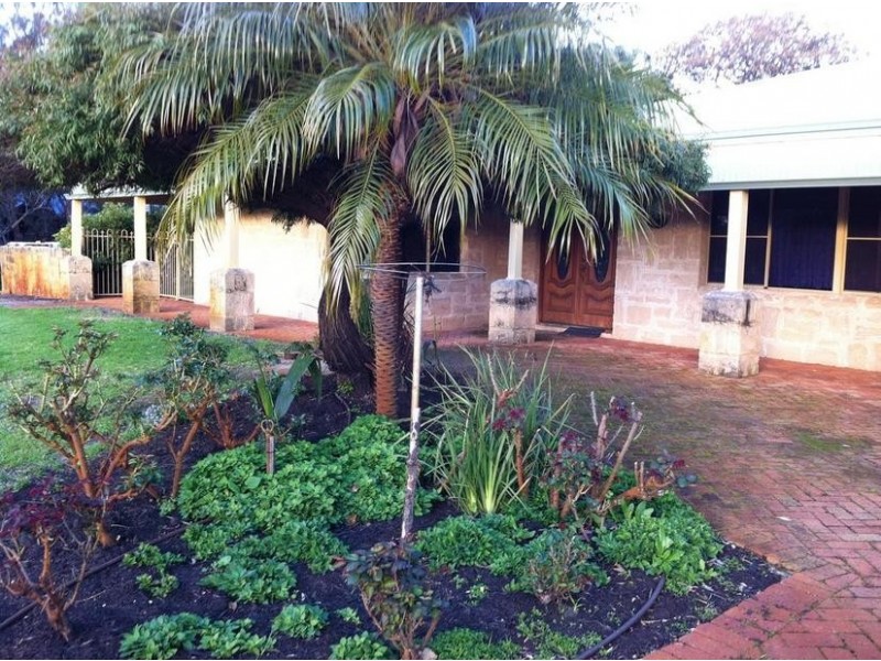 39 James Street, Pinjarra WA 6208