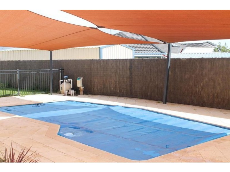 16 Meadow Lane, Pinjarra WA 6208