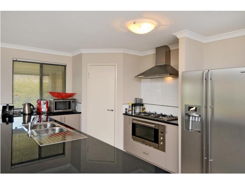 12 Goldseeker Loop, Ravenswood WA 6208