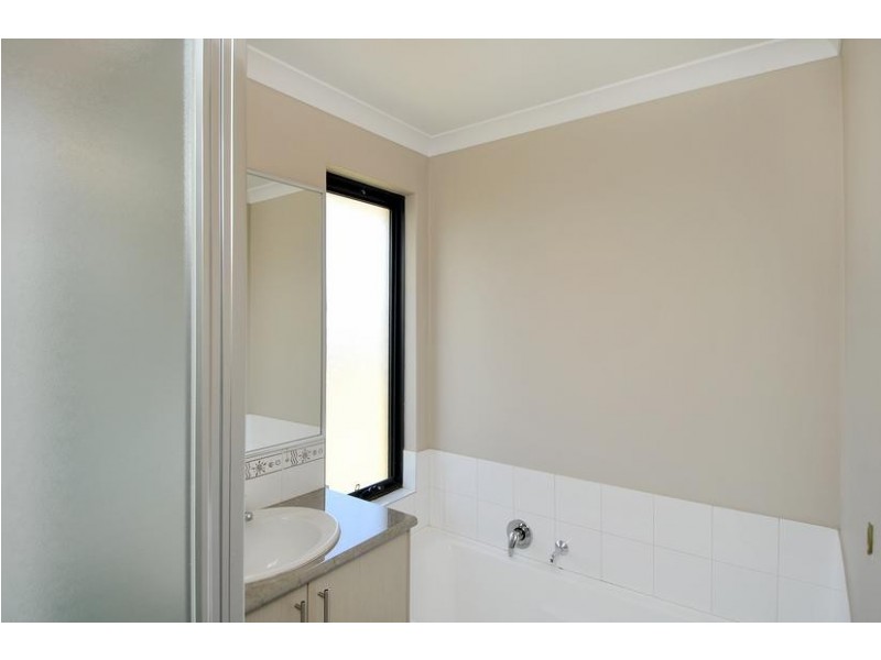 12 Goldseeker Loop, Ravenswood WA 6208