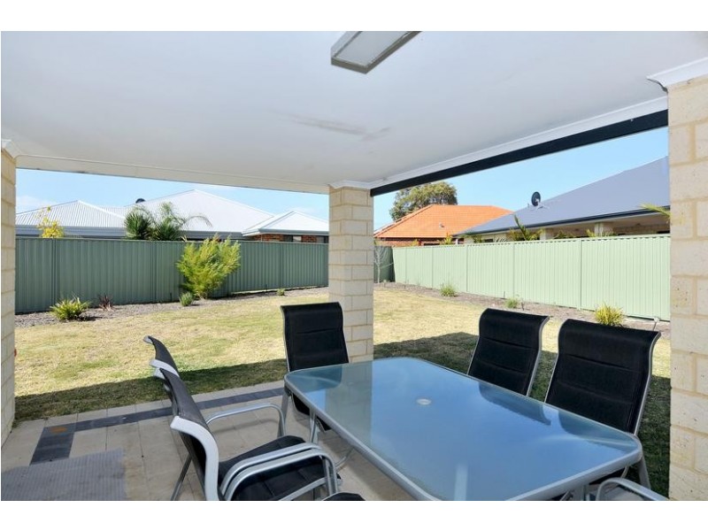 12 Goldseeker Loop, Ravenswood WA 6208