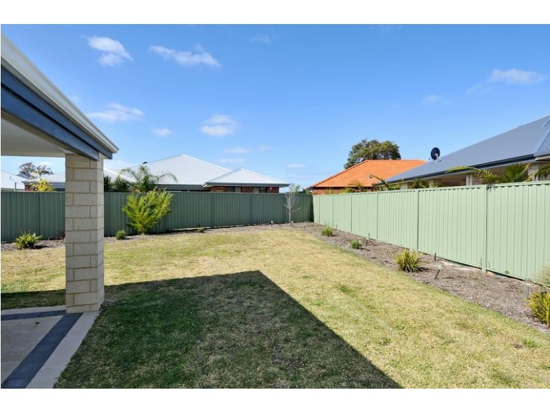 12 Goldseeker Loop, Ravenswood WA 6208