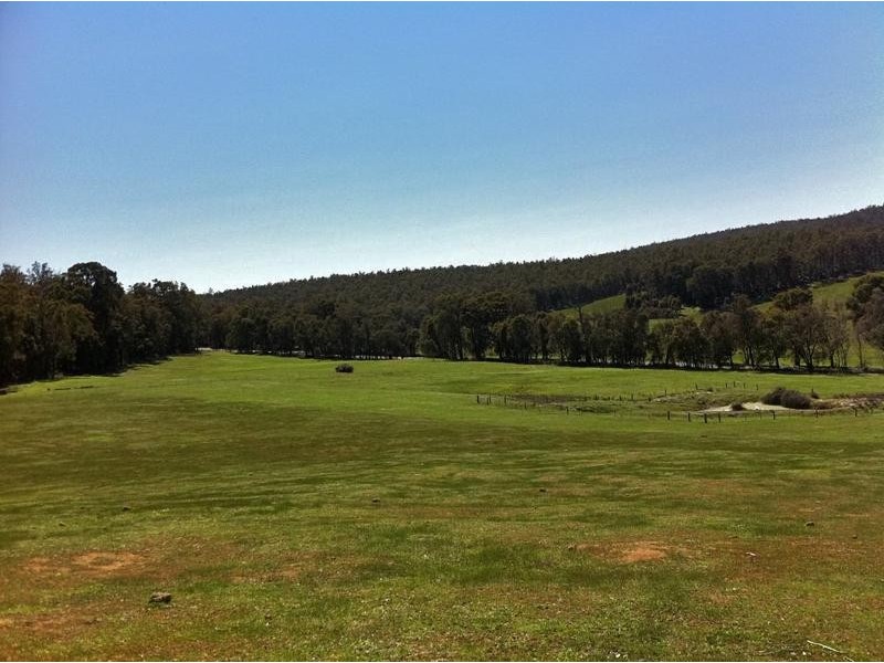 Lot 3 Pinjarra Williams Road, Dwellingup WA 6213