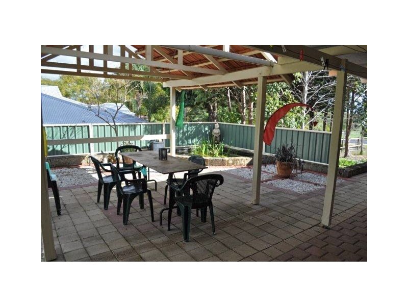 19 McDowell street, Waroona WA 6215