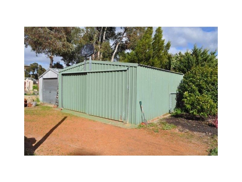 19 McDowell street, Waroona WA 6215