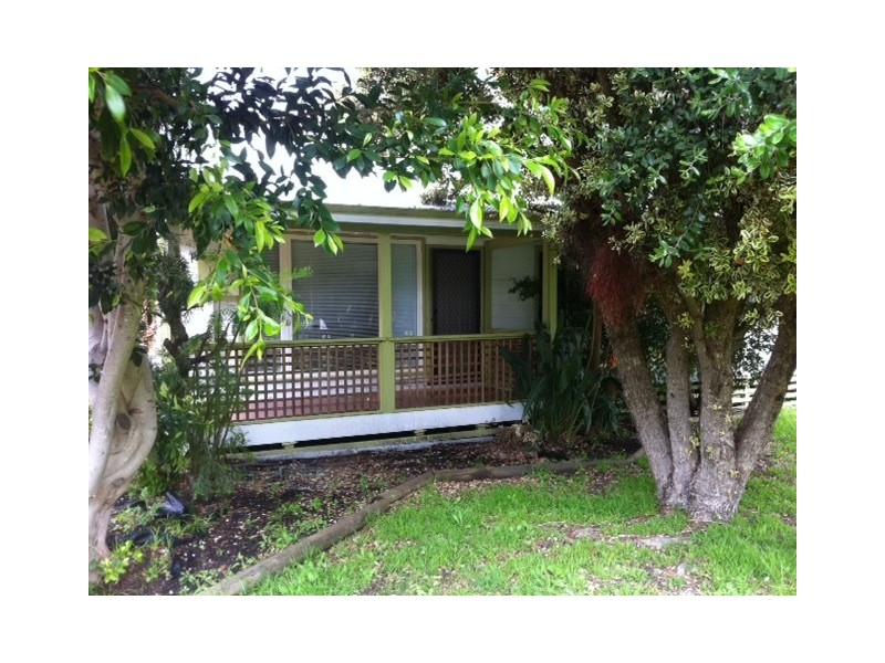 17 Fitzpatrick Street, Waroona WA 6215