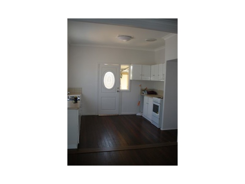 17 Fitzpatrick Street, Waroona WA 6215