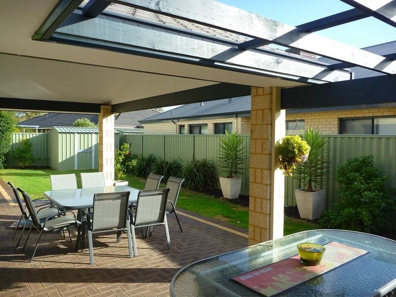 3 Woodstock Turn, Ravenswood WA 6208