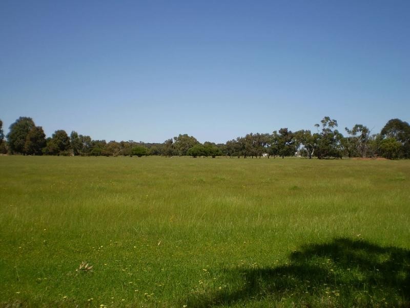 9 South Street, North Dandalup WA 6207